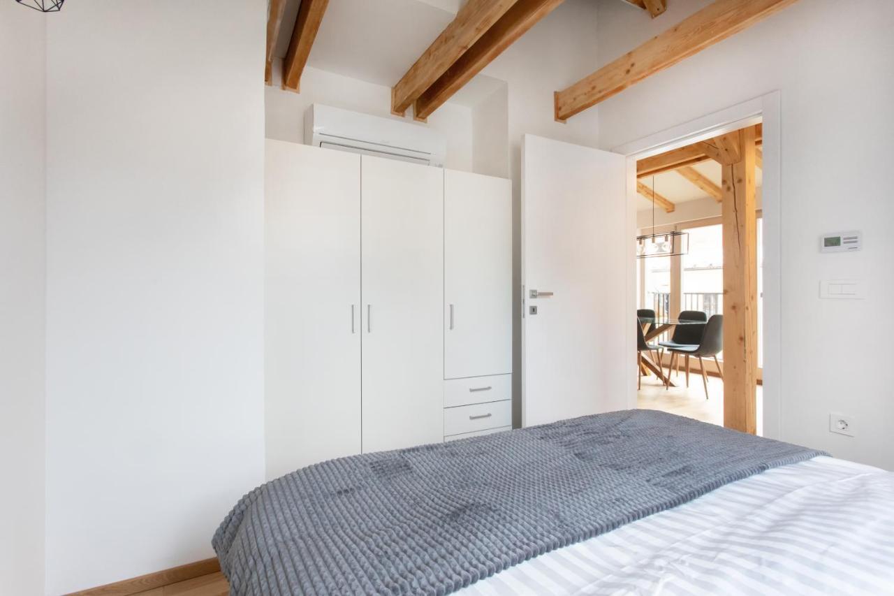Bright & Spacious Loft In The Heart Of Old Town Ljubljana Eksteriør bilde
