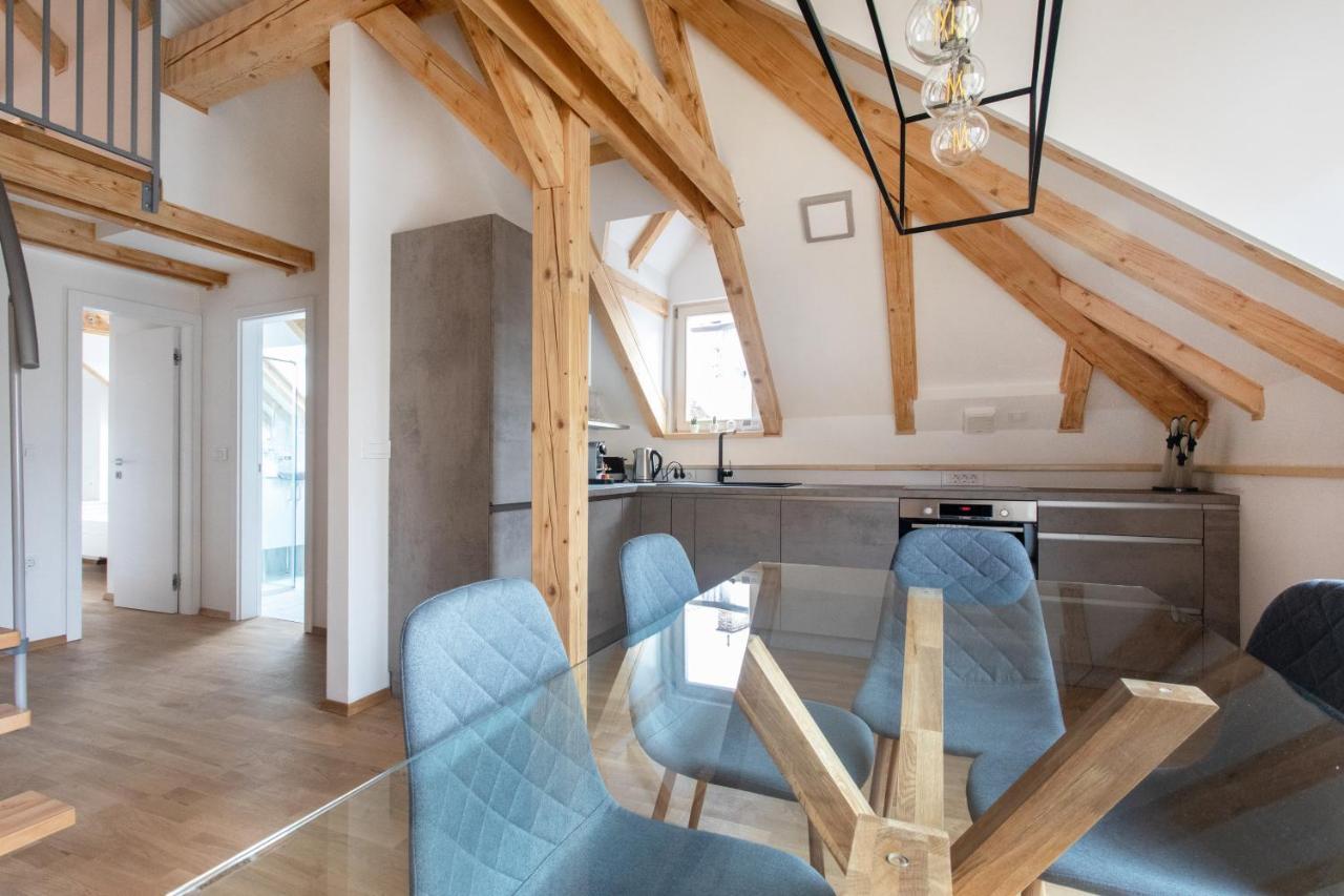 Bright & Spacious Loft In The Heart Of Old Town Ljubljana Eksteriør bilde